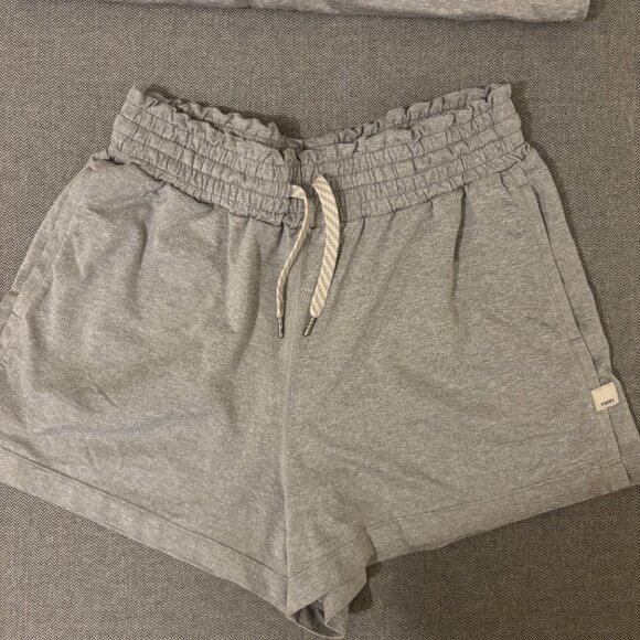 Vuori Performance Hoodie & Shorts Set — Size XS/S - Picture 5 of 11